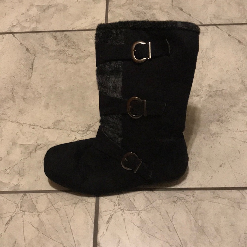 Black boots